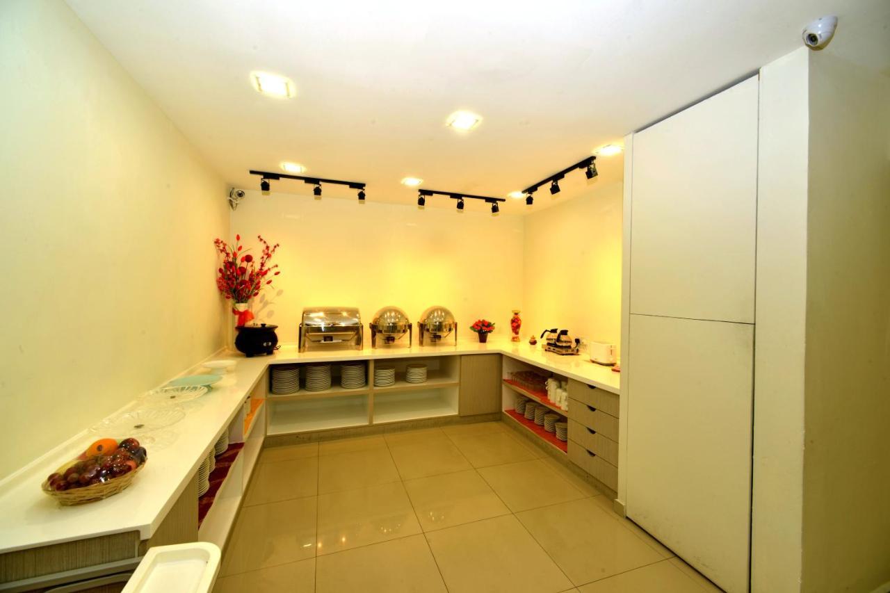 Classic Boutique Hotel Kuantan Exterior foto